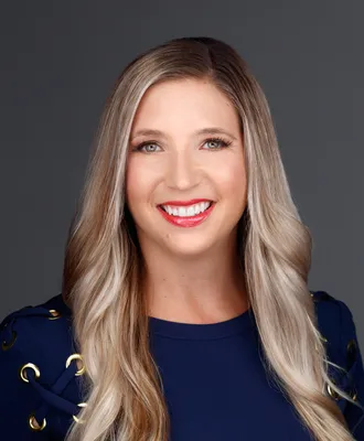 Lacee Hartvigsen, Mortgage Loan Originator